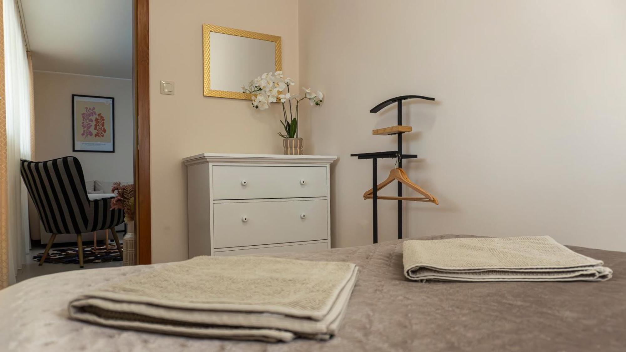 Thermal Irisz Apartman Kiskunhalas Exterior foto