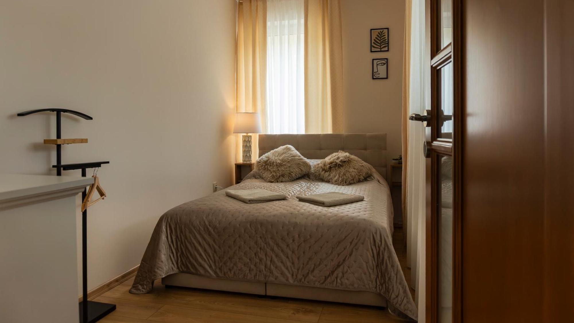 Thermal Irisz Apartman Kiskunhalas Exterior foto