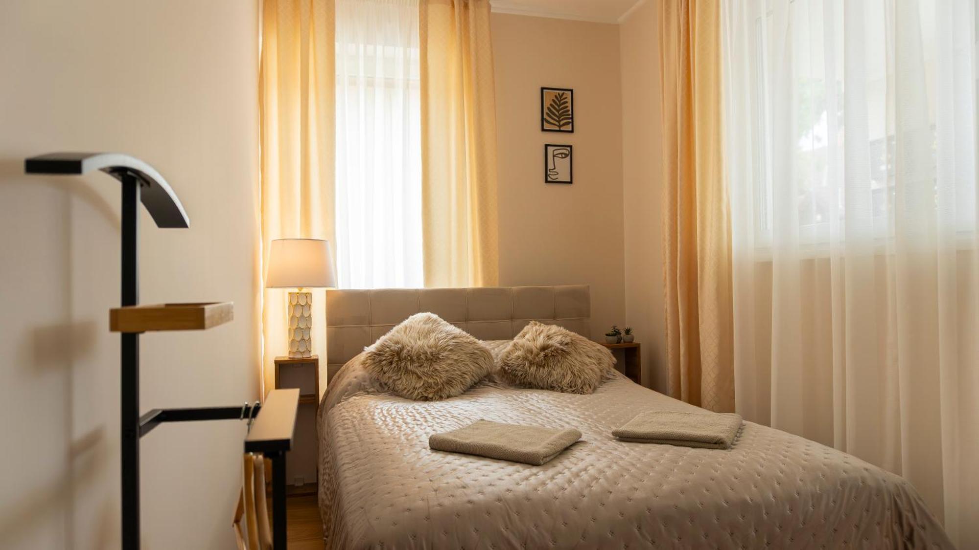 Thermal Irisz Apartman Kiskunhalas Exterior foto